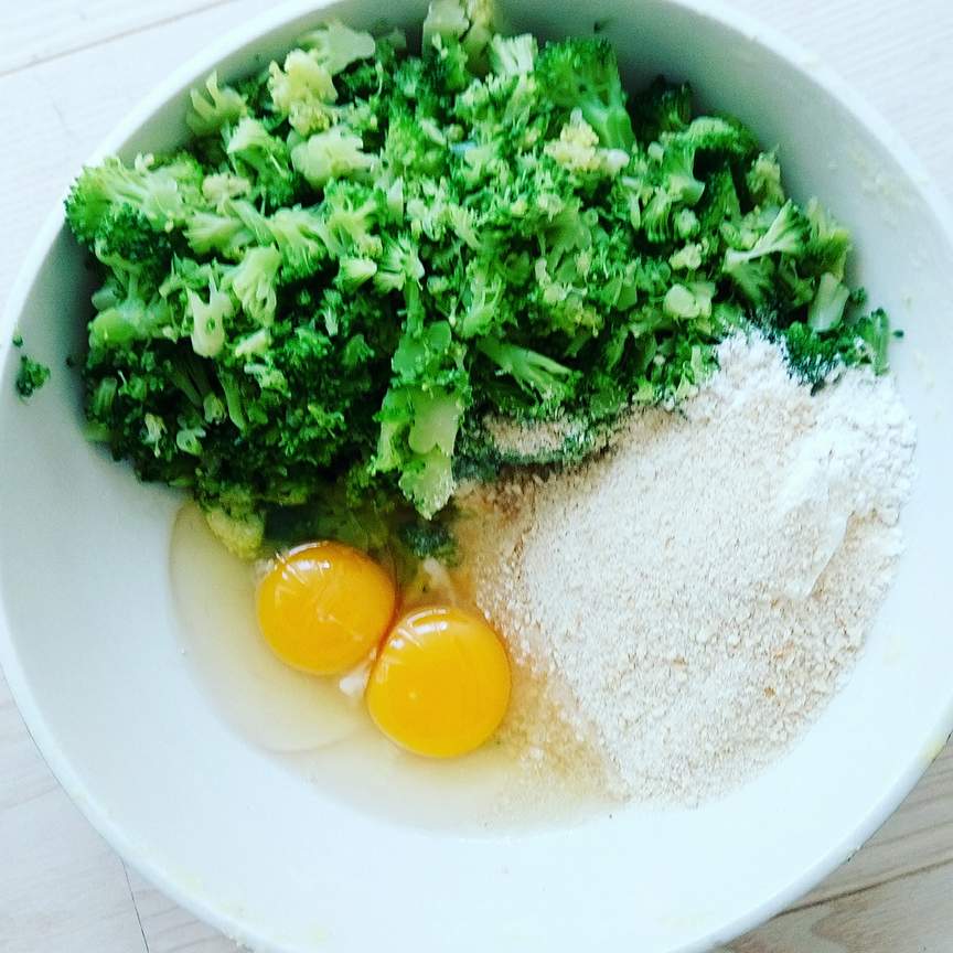 broccoli-cheese muffins lækre sprøde og sunde